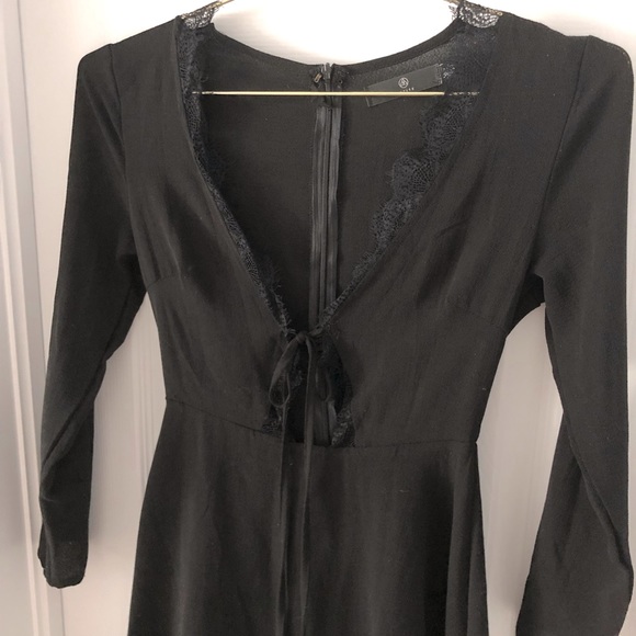 Black Front Tie Mini dress - Petite US 2 - Picture 2 of 2